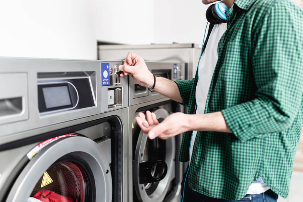 Prices, Packages & What You Get at the Best Laundromats in Orlando